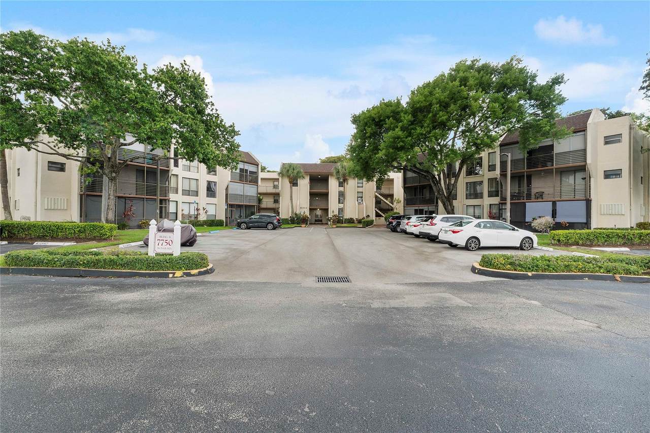 7750 Mcnab Rd - Photo 1