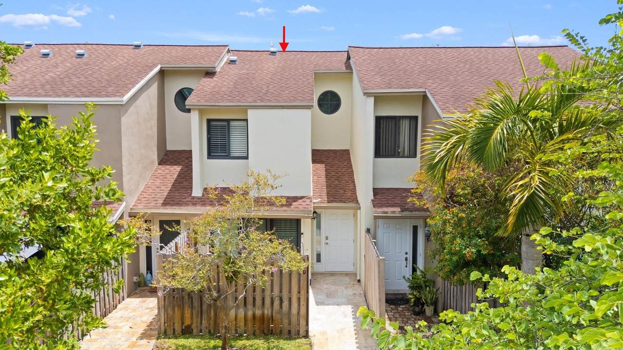 350 City View Dr - Photo 1