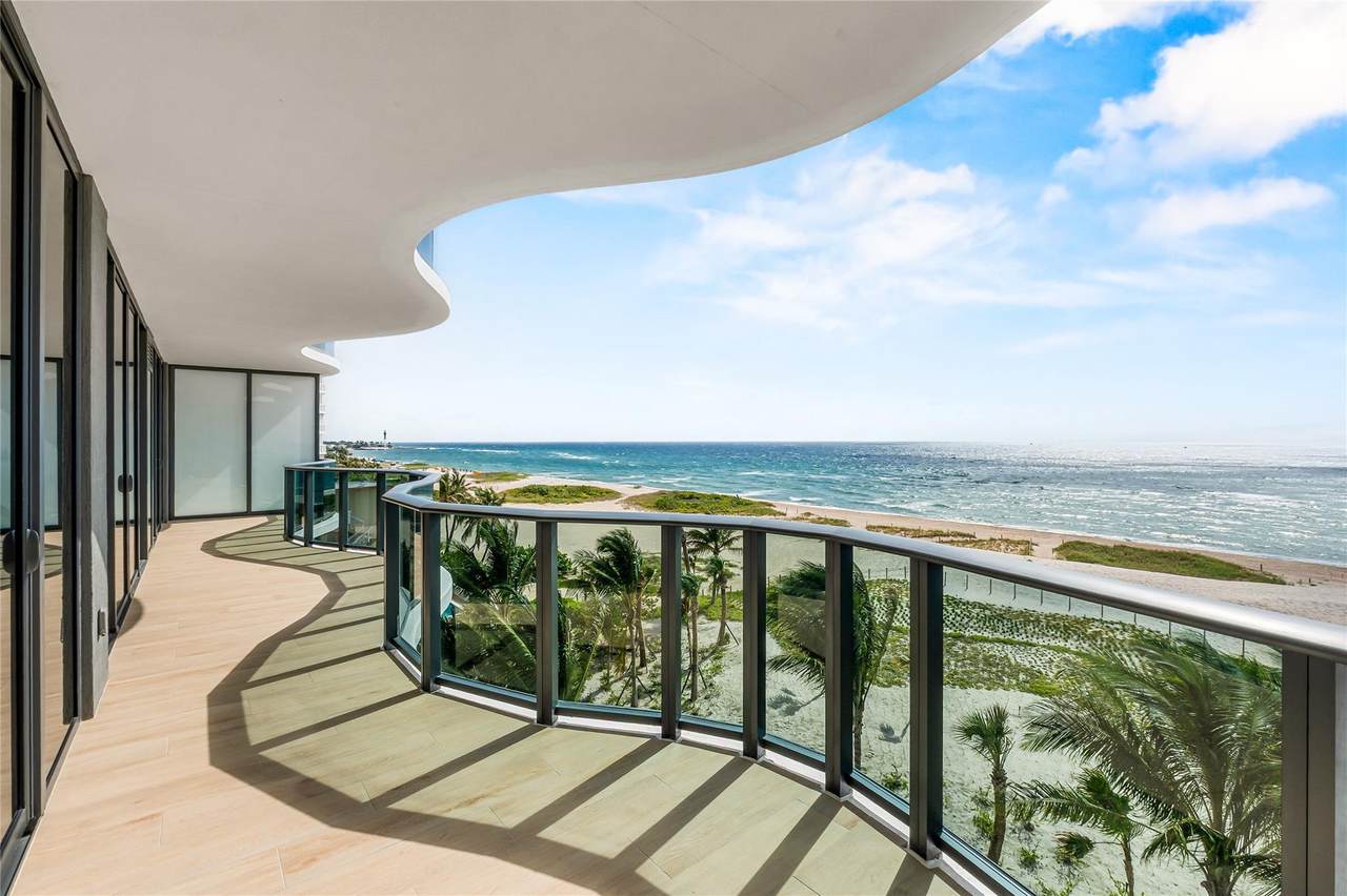 https://bt-photos.global.ssl.fastly.net/beaches/1280_boomver_1_F10514908-2.jpg