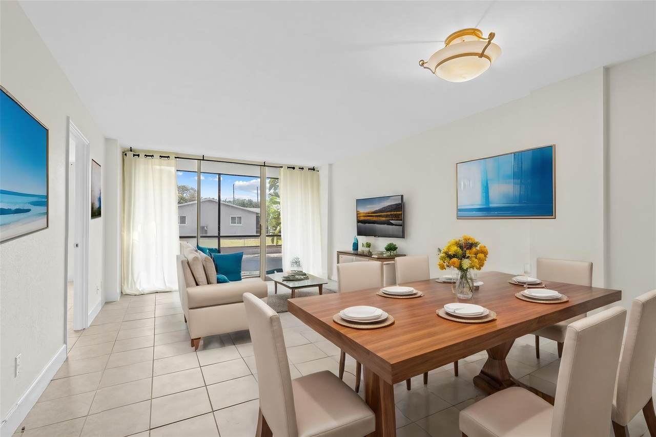 111 Royal Park Dr - Photo 1