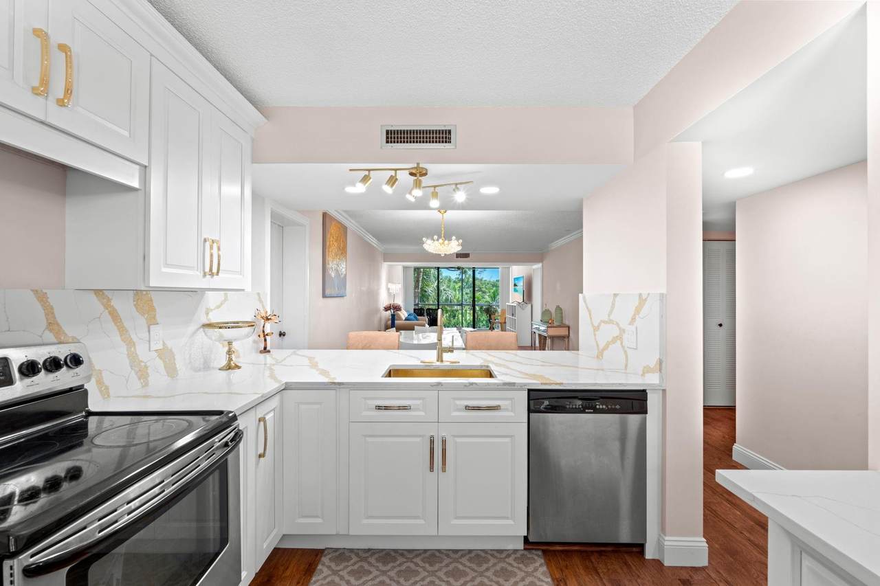6133 Balboa Circle - Photo 1