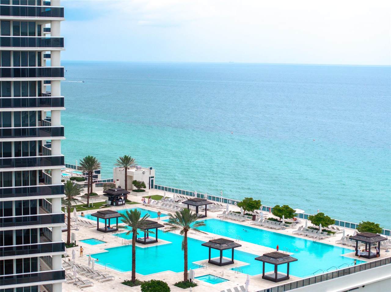 1850 Ocean Dr - Photo 1