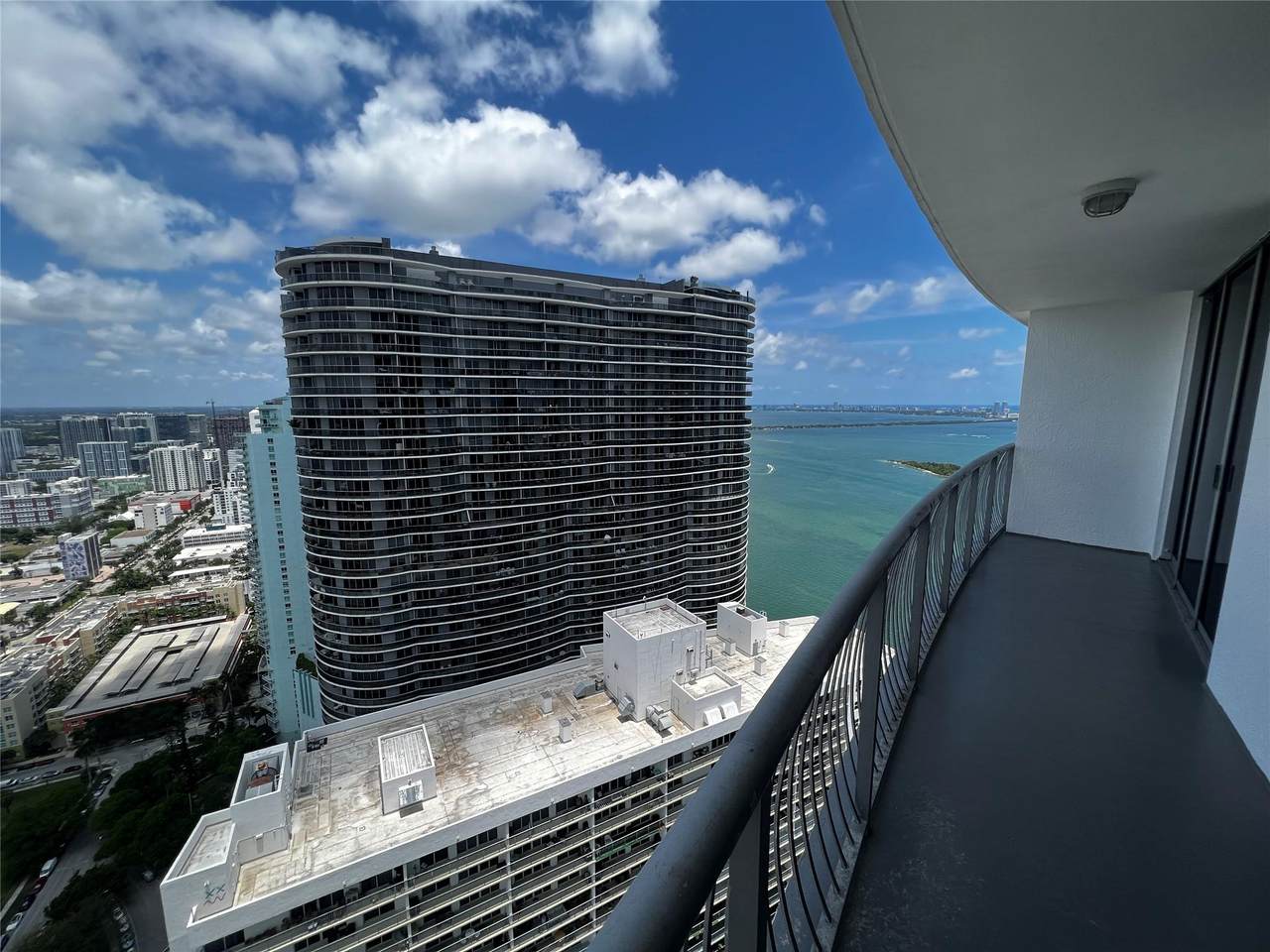 1750 Bayshore Dr - Photo 1