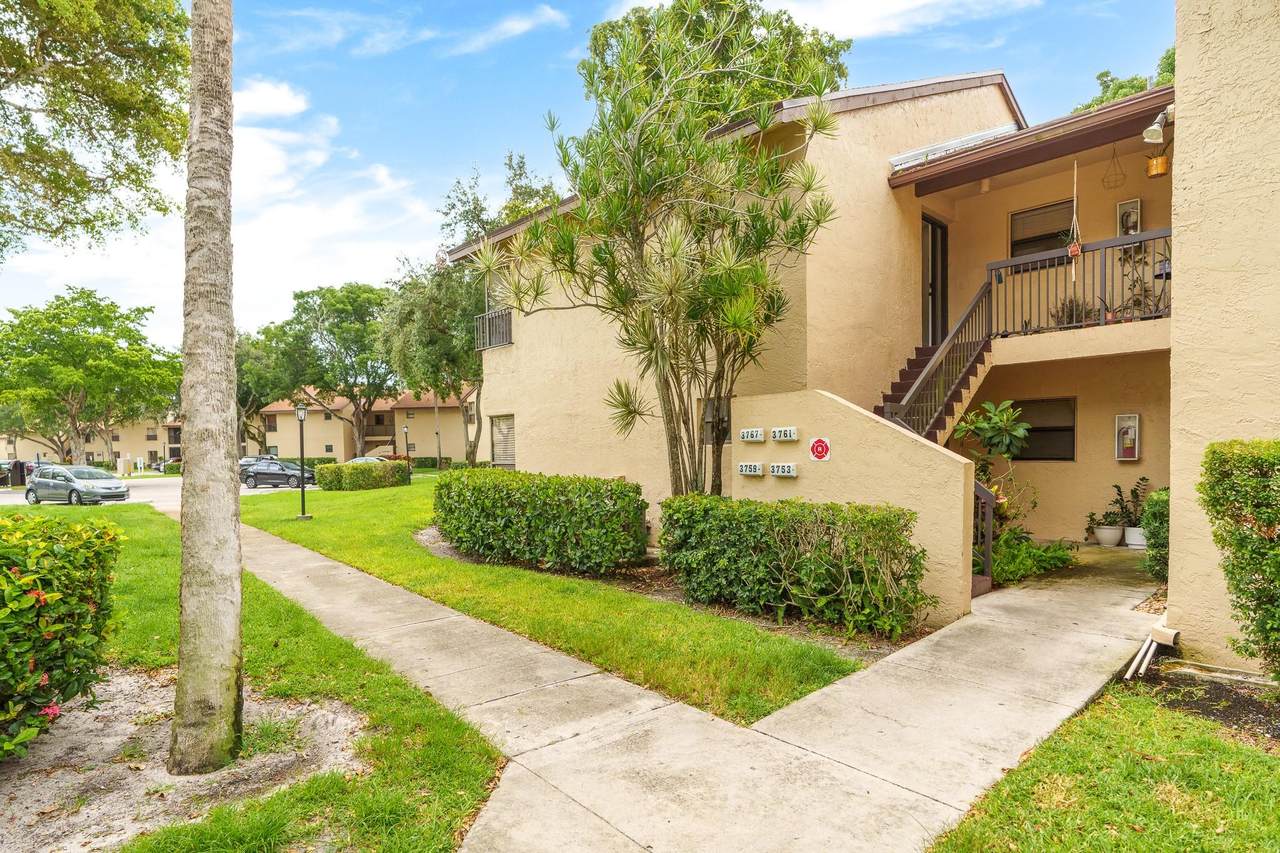 3767 Cocoplum Cir - Photo 1