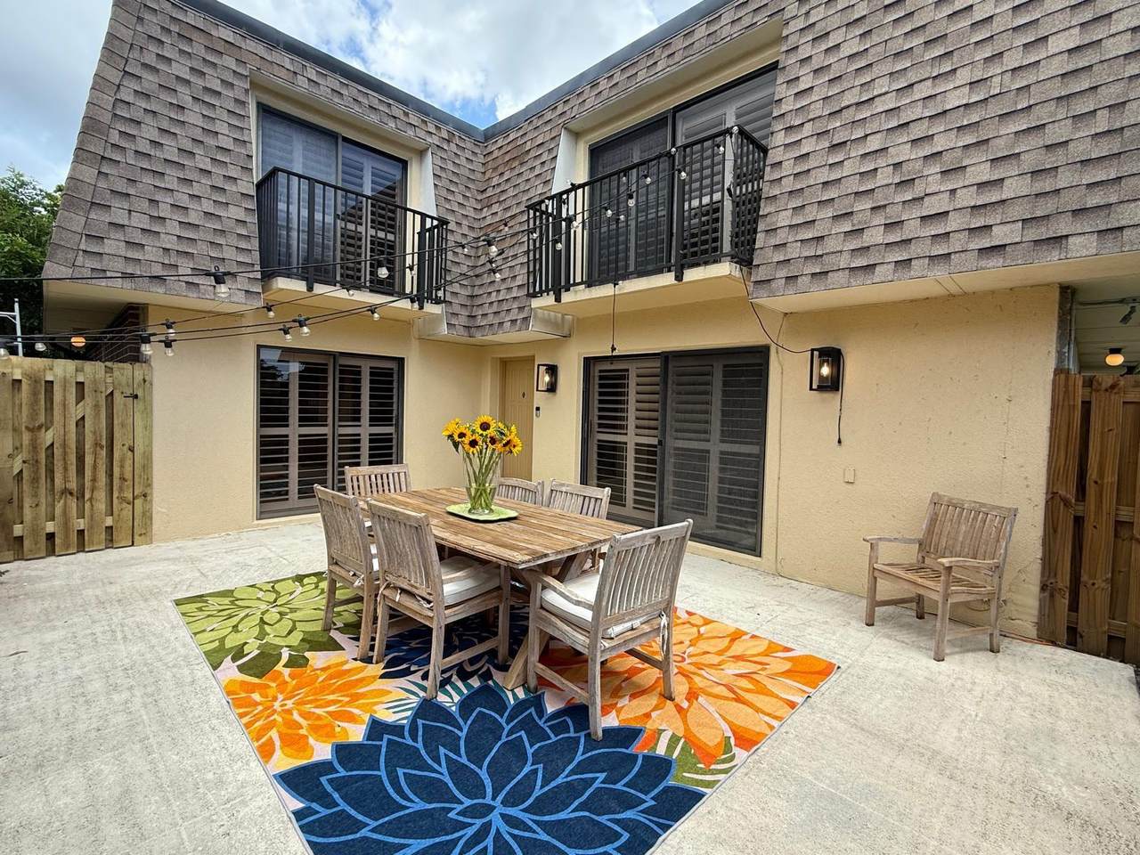 2911 22nd Cir - Photo 1