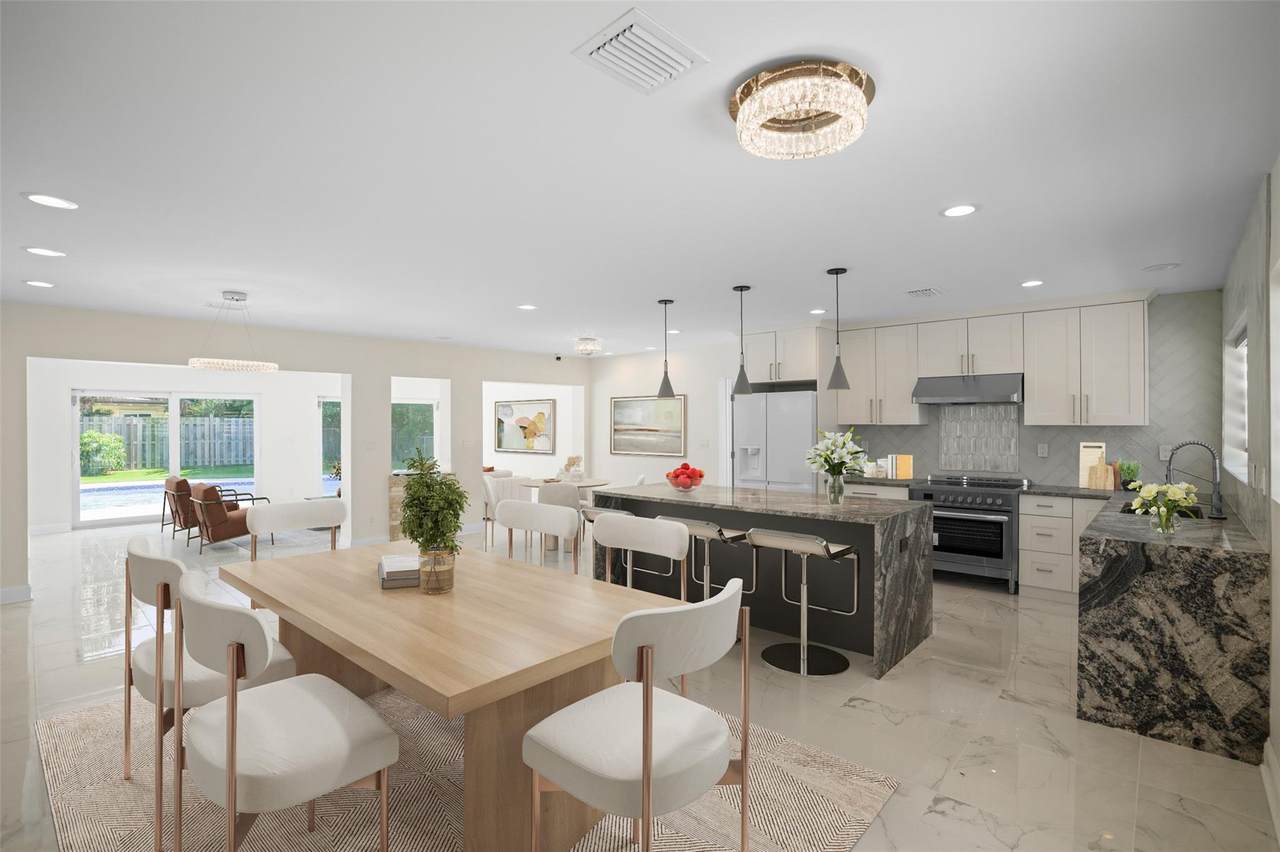 2116 Mariner Dr - Photo 1