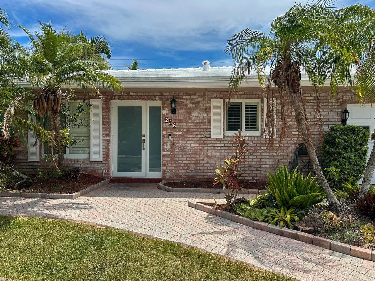 236 Neptune Ave - Photo 1