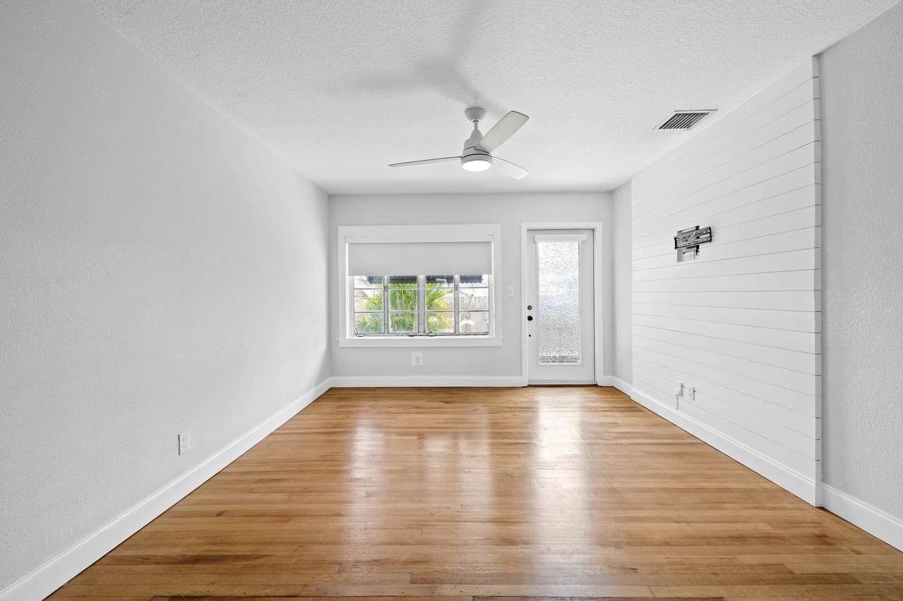 411 18th Street - Photo 1