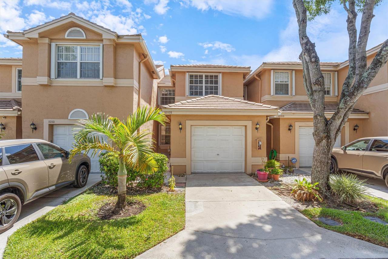 10108 Royal Palm Blvd - Photo 1