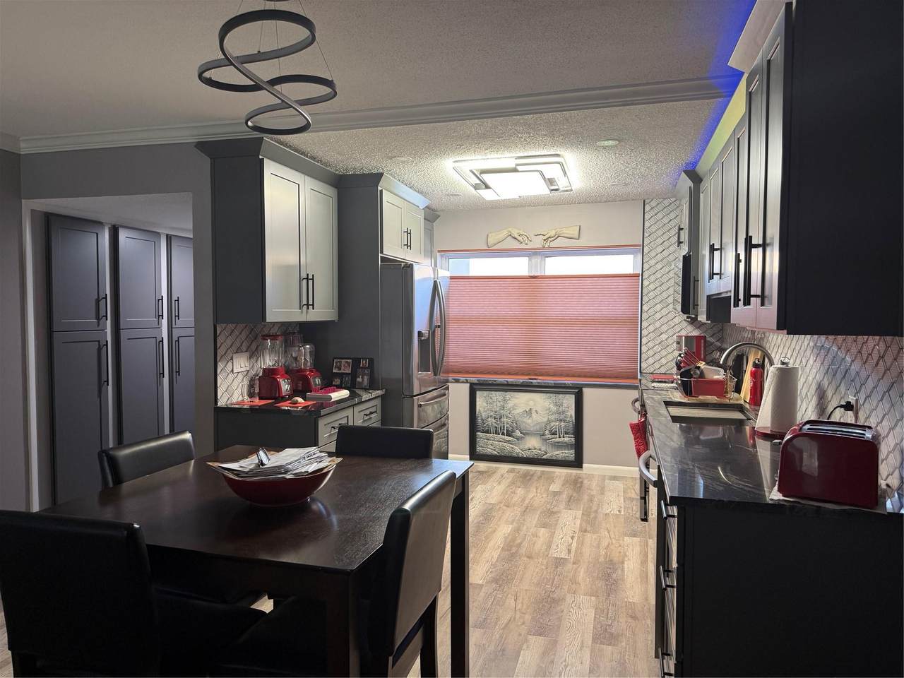 25 13th St - Photo 1