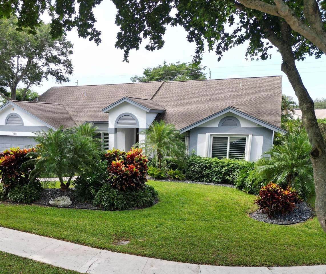 720 Birdie Ct - Photo 1