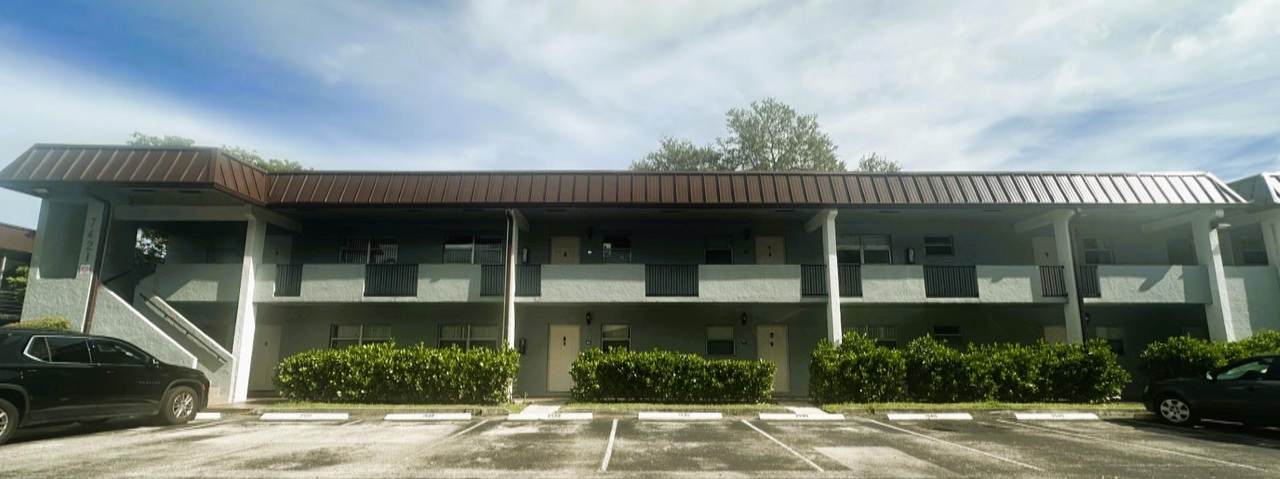 7421 85th St - Photo 1