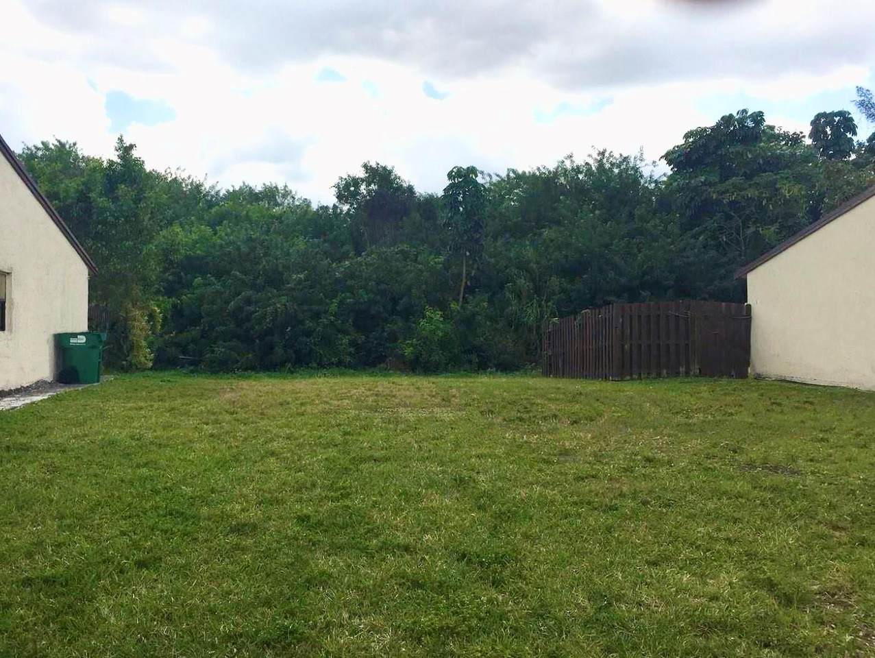 14250 283rd St - Photo 1