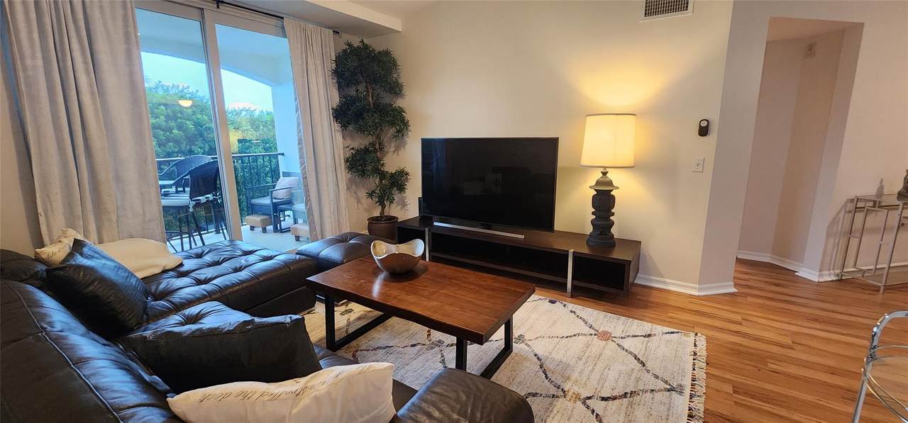 1023 Villa Lane - Photo 1