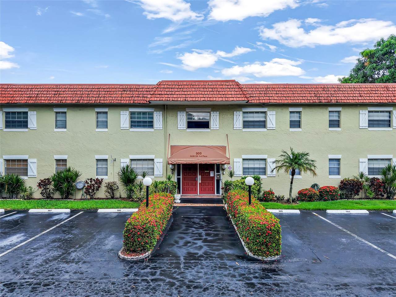 5680 3rd Pl - Photo 1