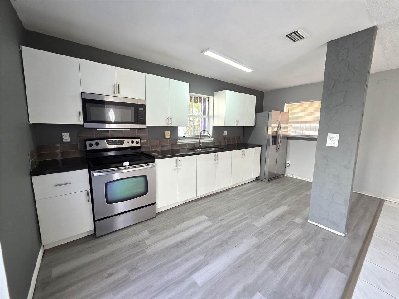 11951 271st - Photo 1