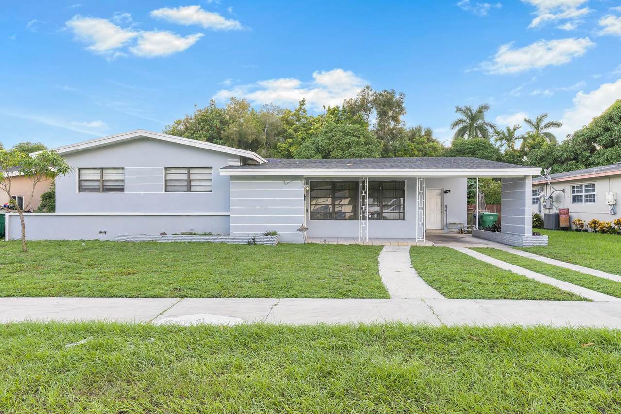 14800 8th Ct - Photo 1