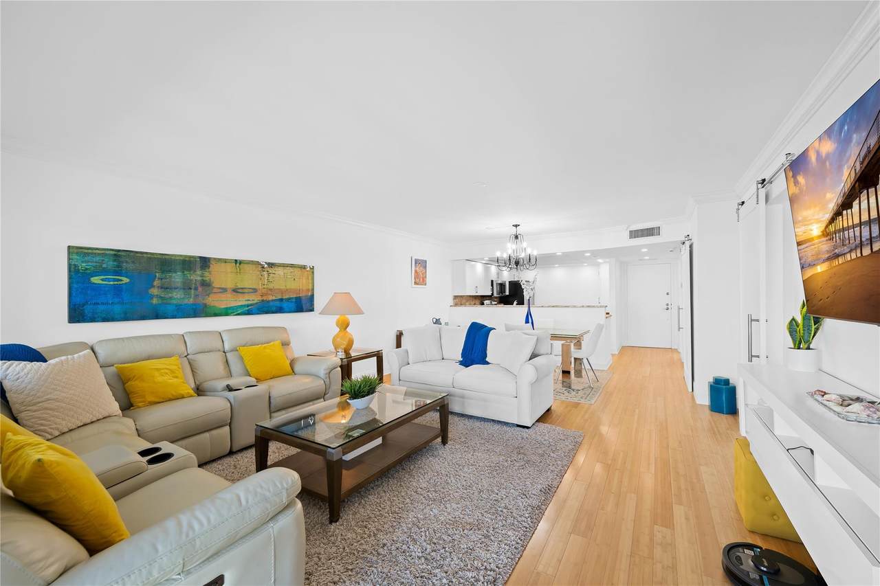 5100 Ocean Blvd - Photo 1