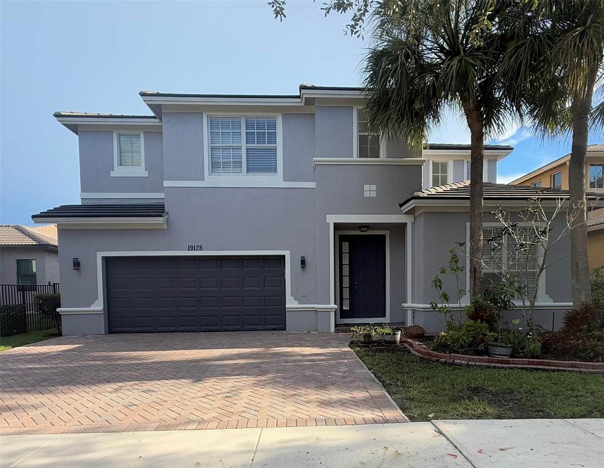 19128 Crystal Street - Photo 1