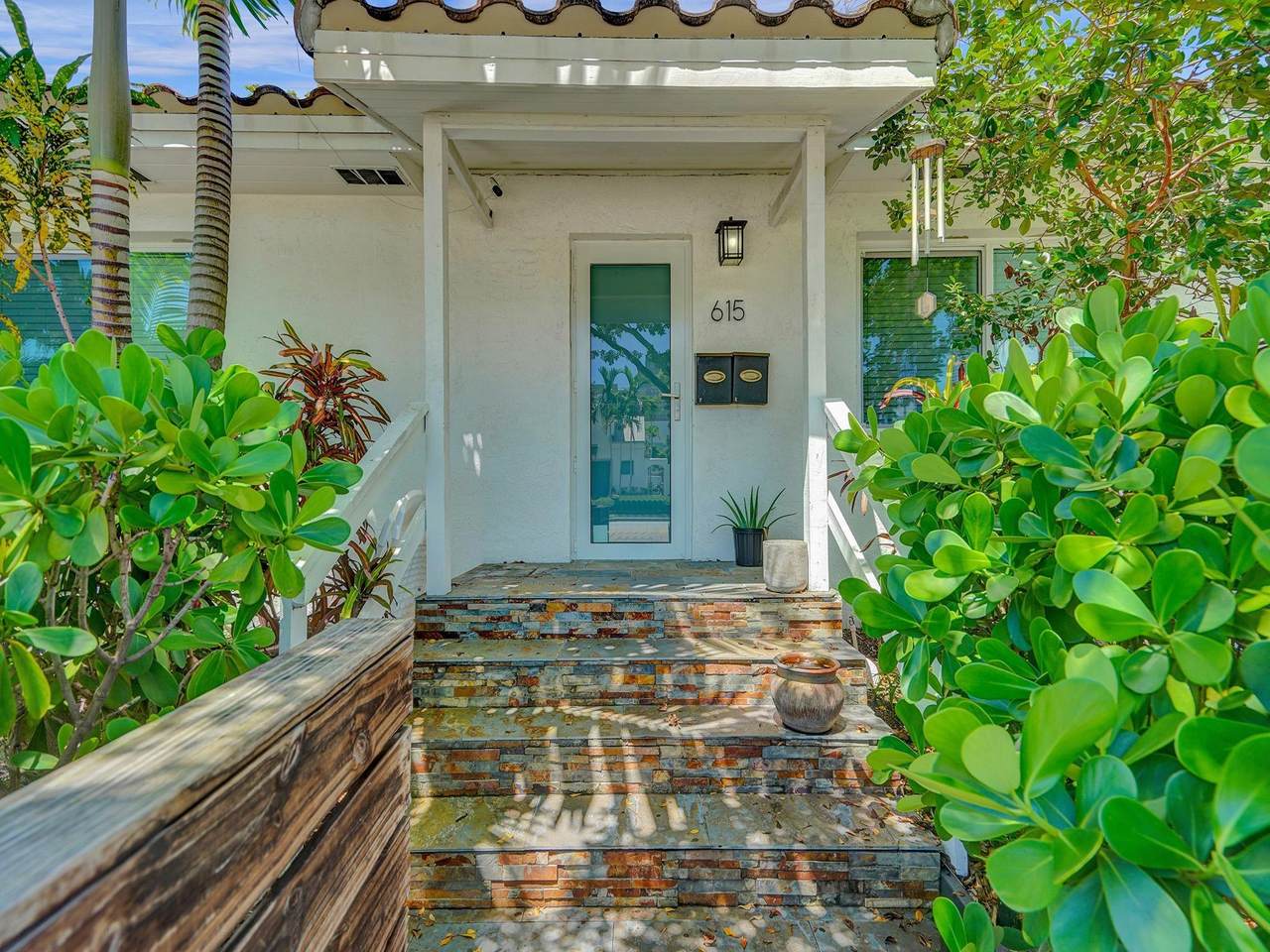 615 4th Ave - Photo 1