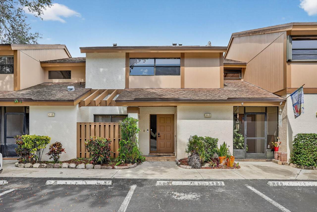 3037 48th Ave - Photo 1