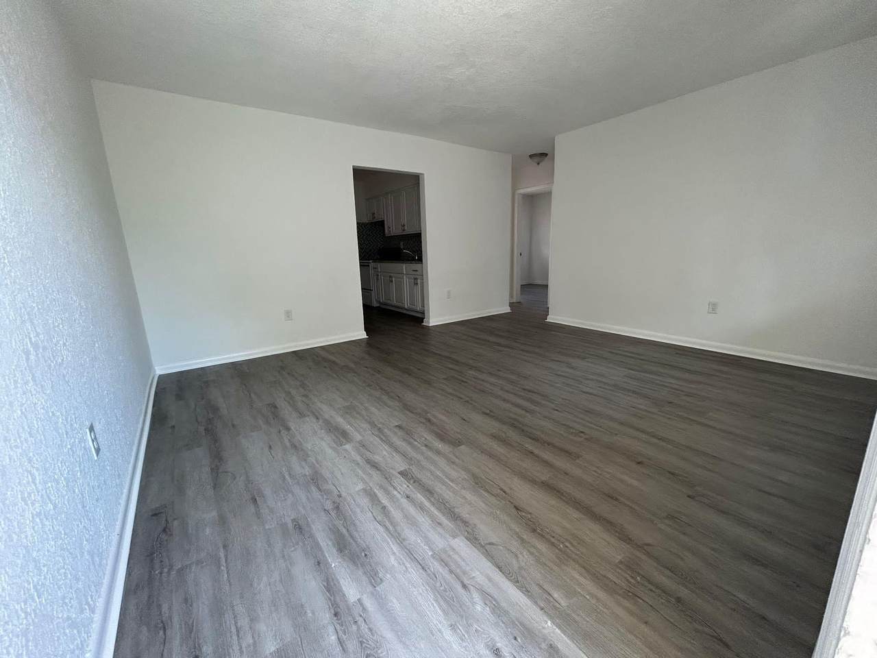 6762 6th Ct - Photo 1