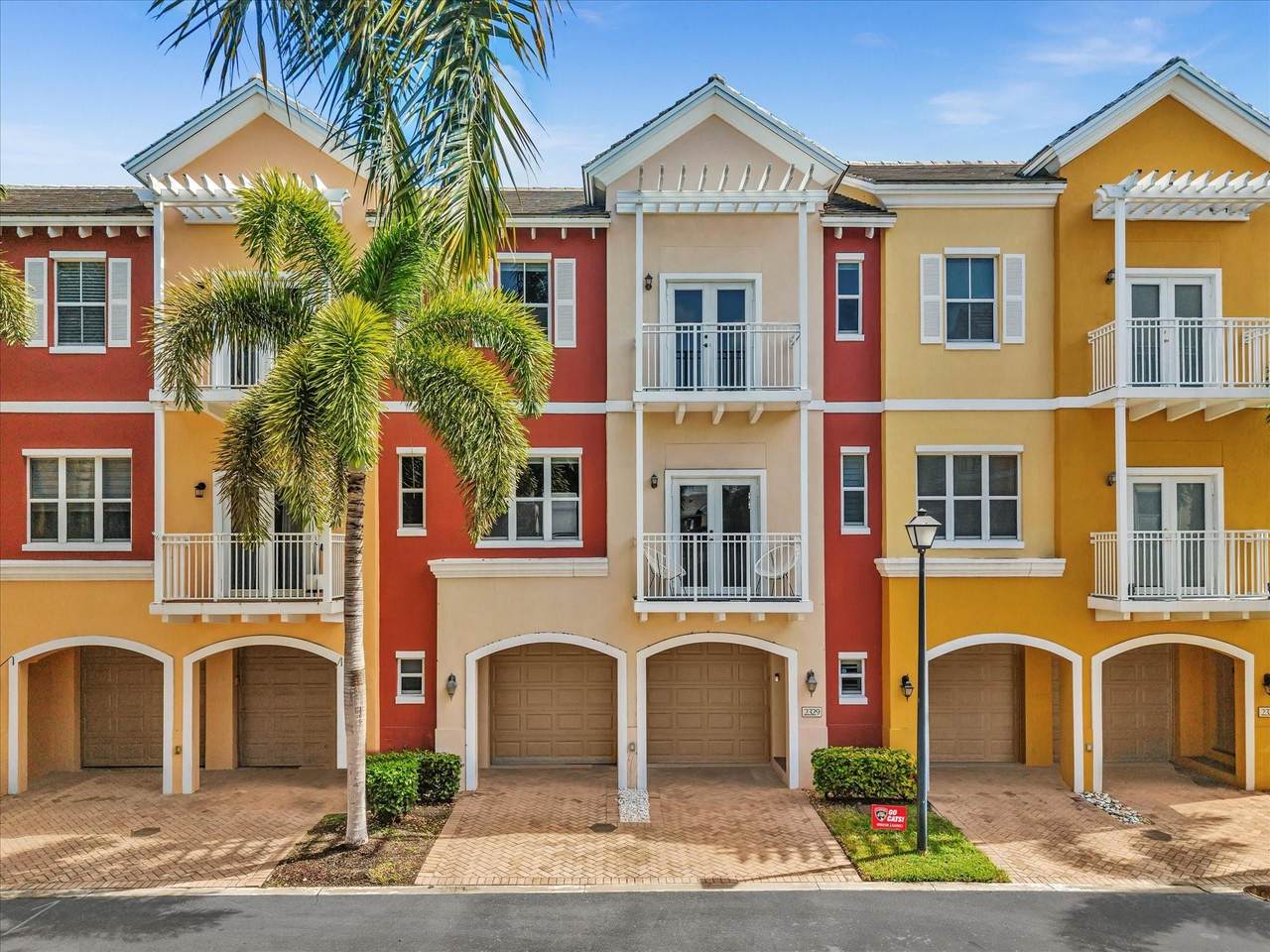 2329 Vintage Dr - Photo 1