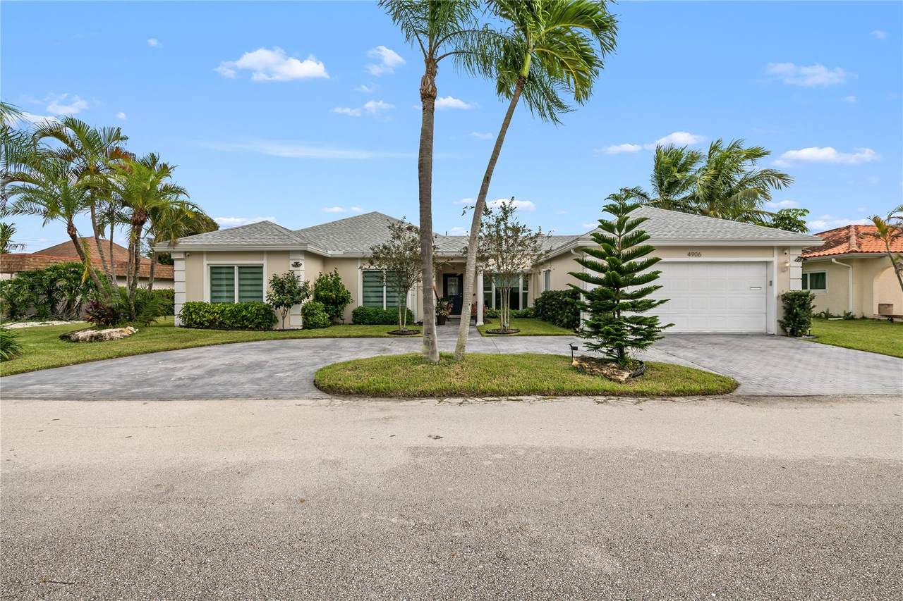 4906 Travelers Palm Ln - Photo 1