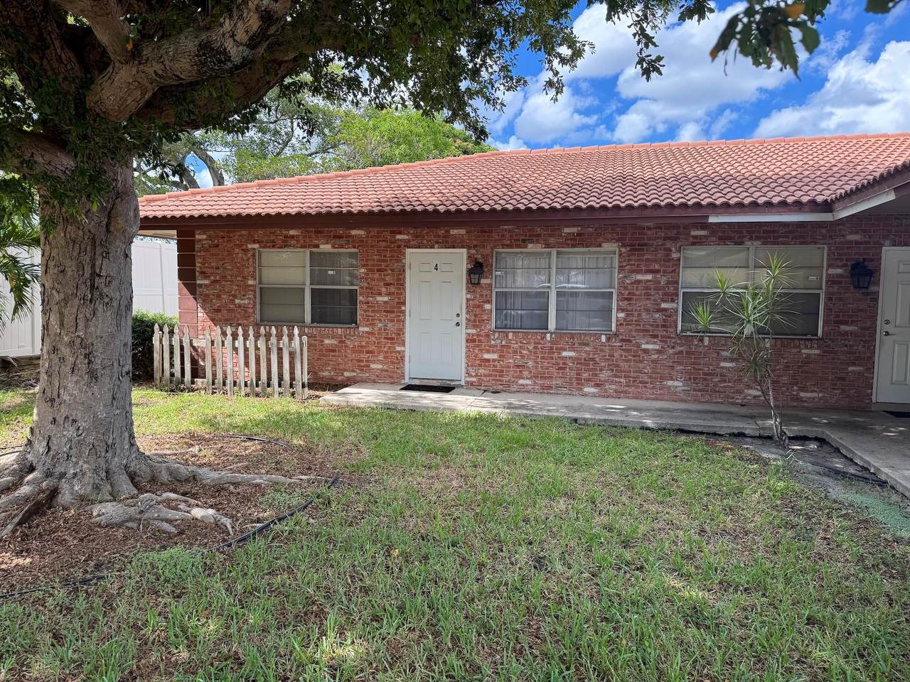 1901 29th St - Photo 1