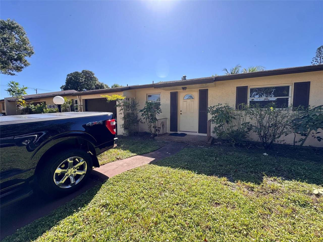 7708 Margate Bl - Photo 1