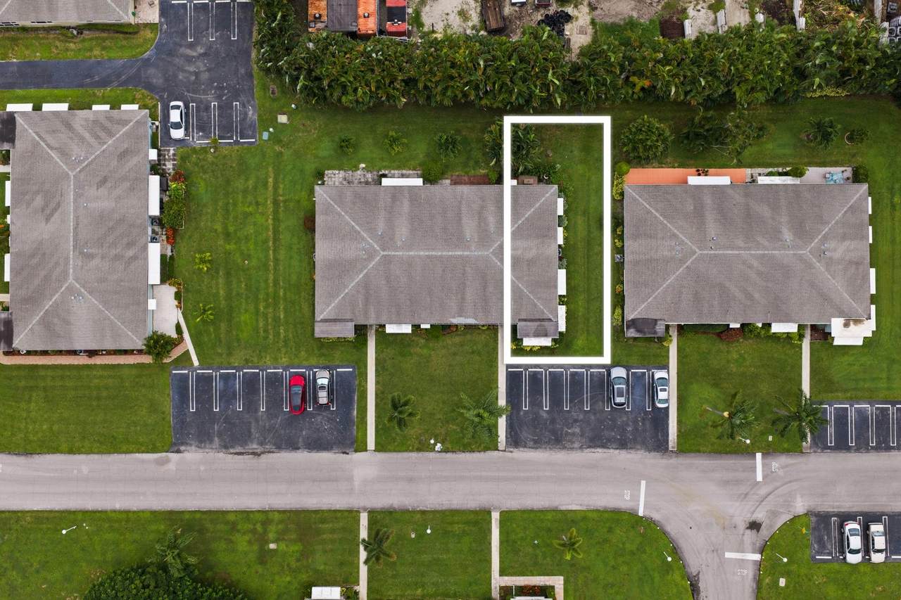 152 High Point Blvd - Photo 1