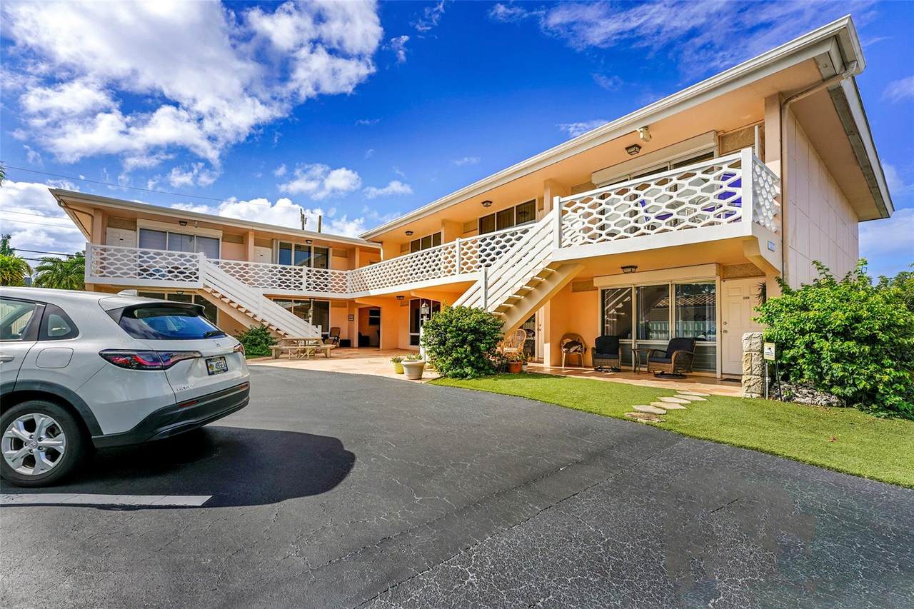 4627 Bougainvilla Drive - Photo 1