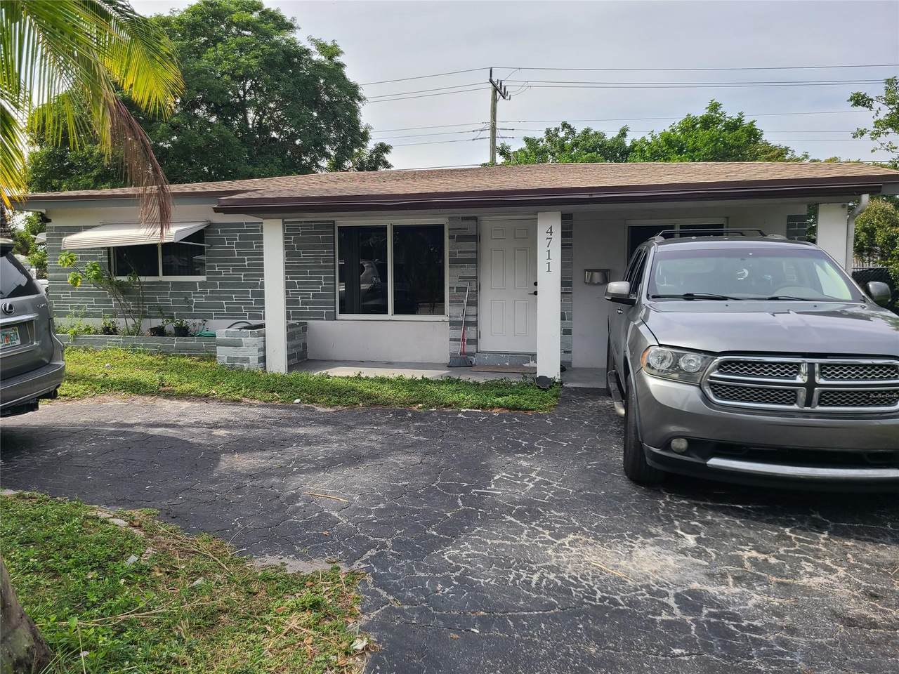 4711 Andrews Avenue - Photo 1