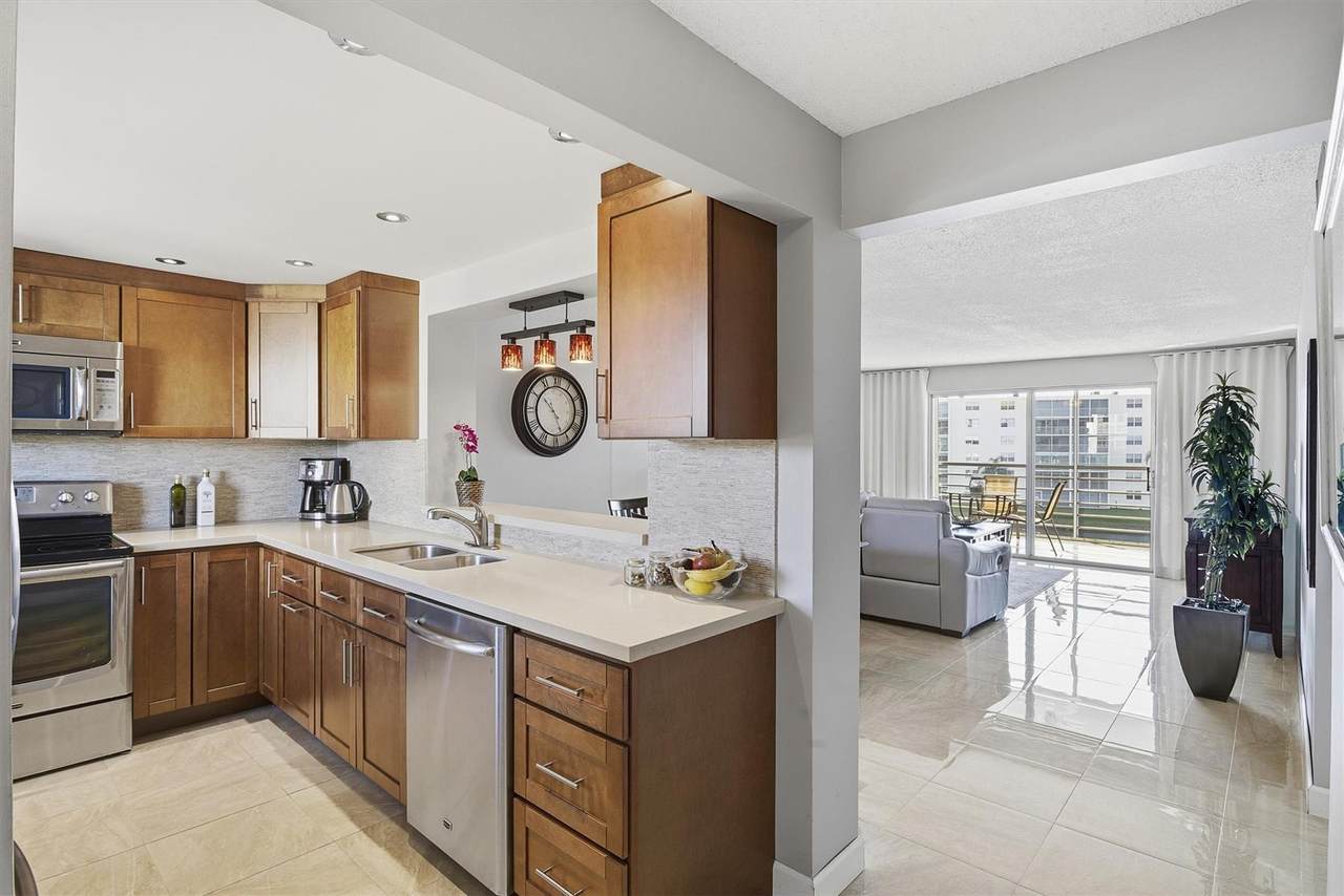 311 3rd Street - Photo 1