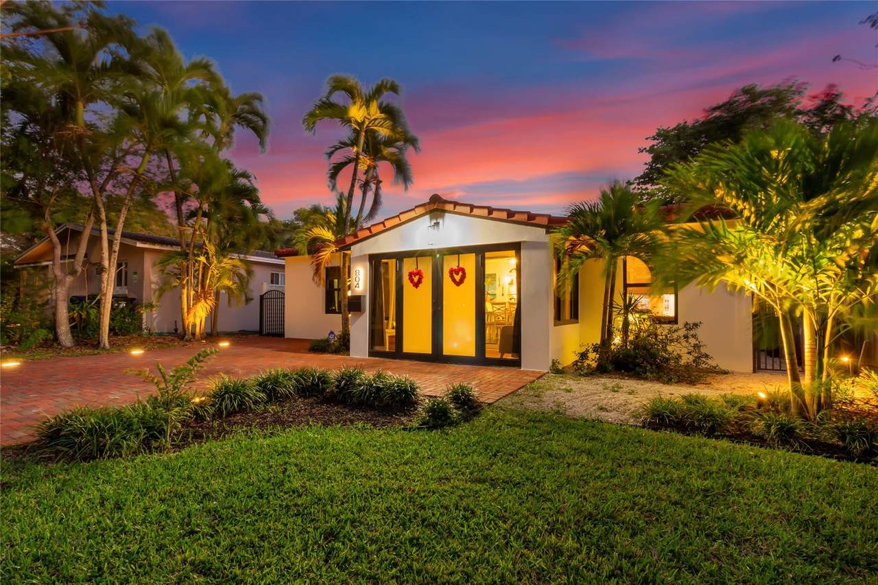 804 16th Court - Photo 1