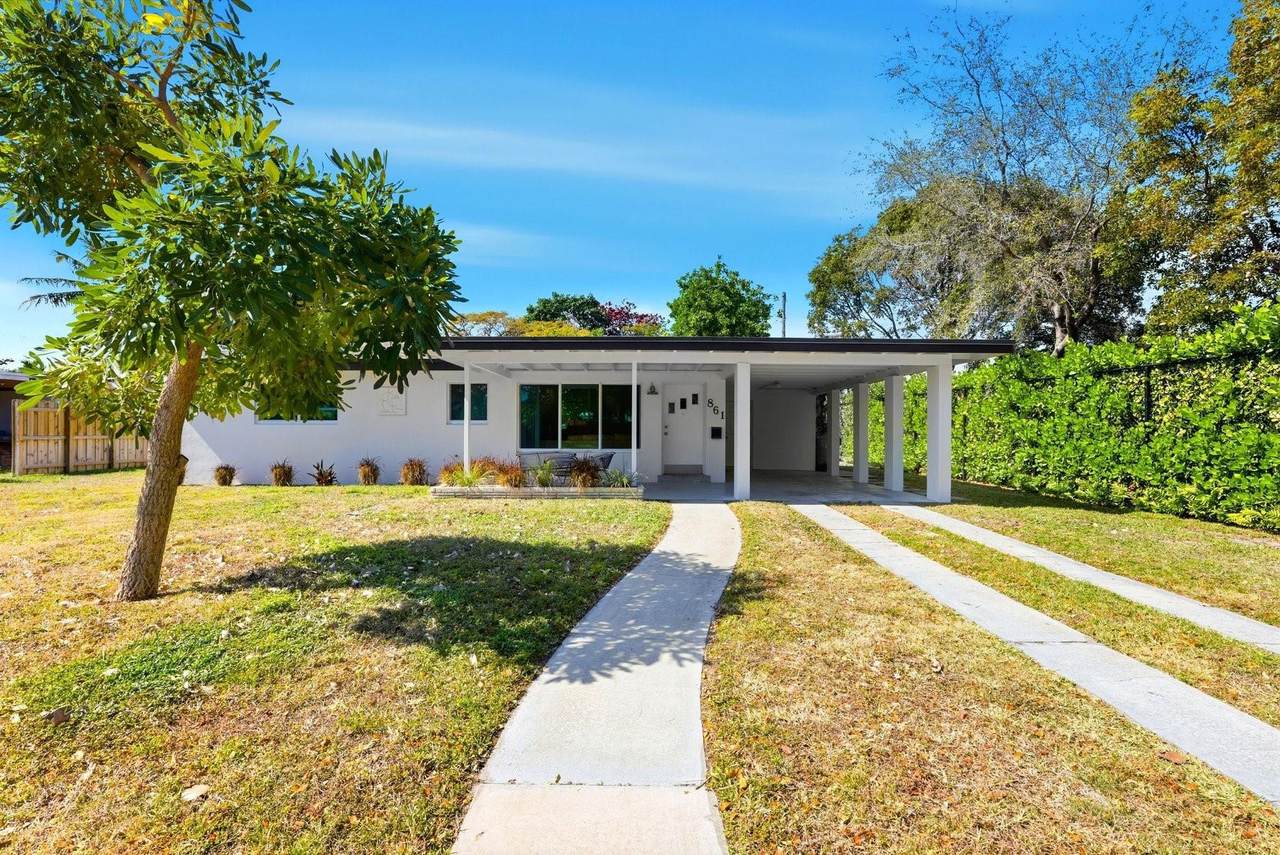 861 9th Avenue - Photo 1