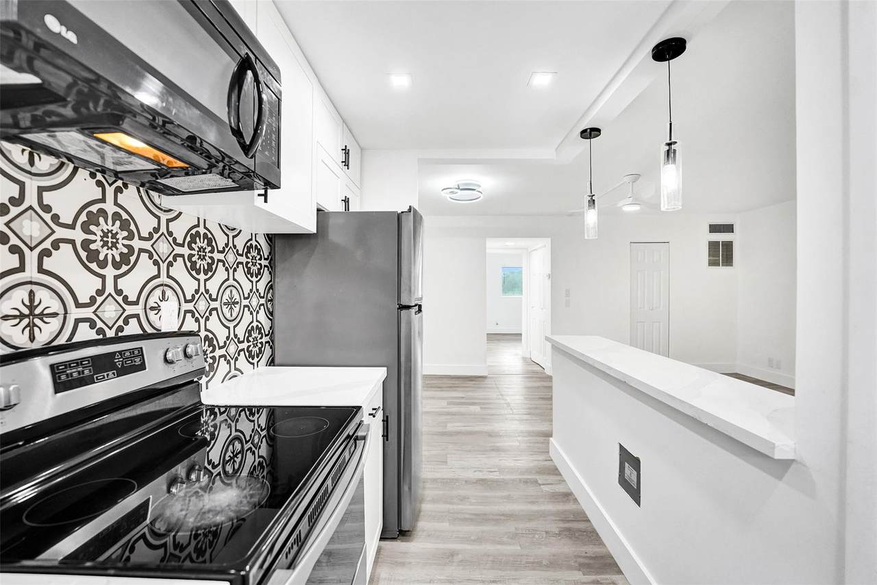 1425 Arthur Street - Photo 1