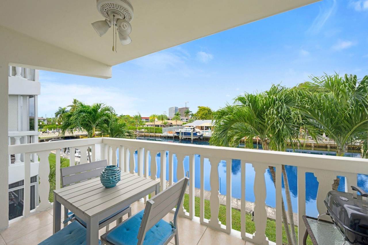 470 Paradise Isle Boulevard - Photo 1