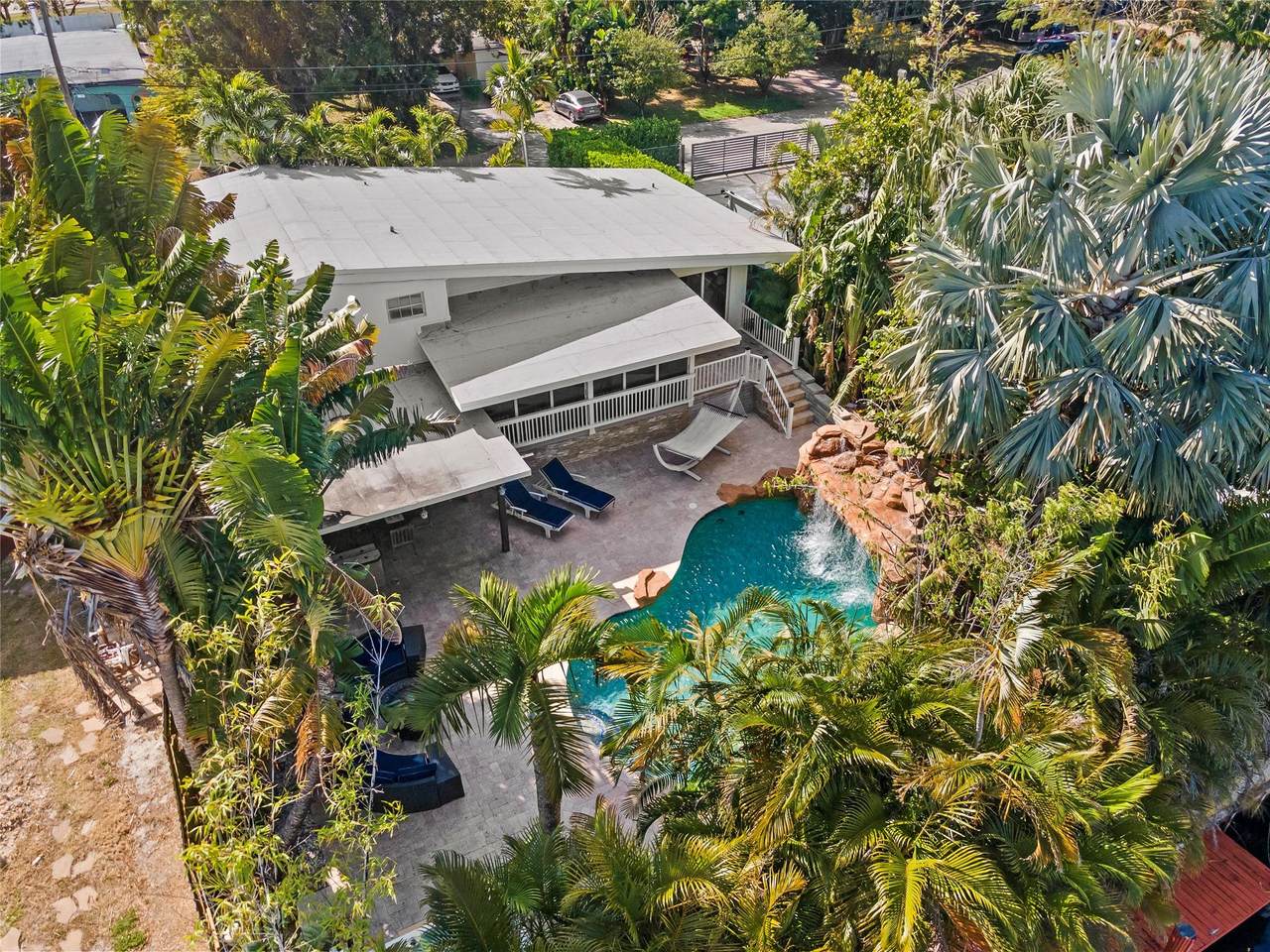 2518 Whale Harbor - Photo 1