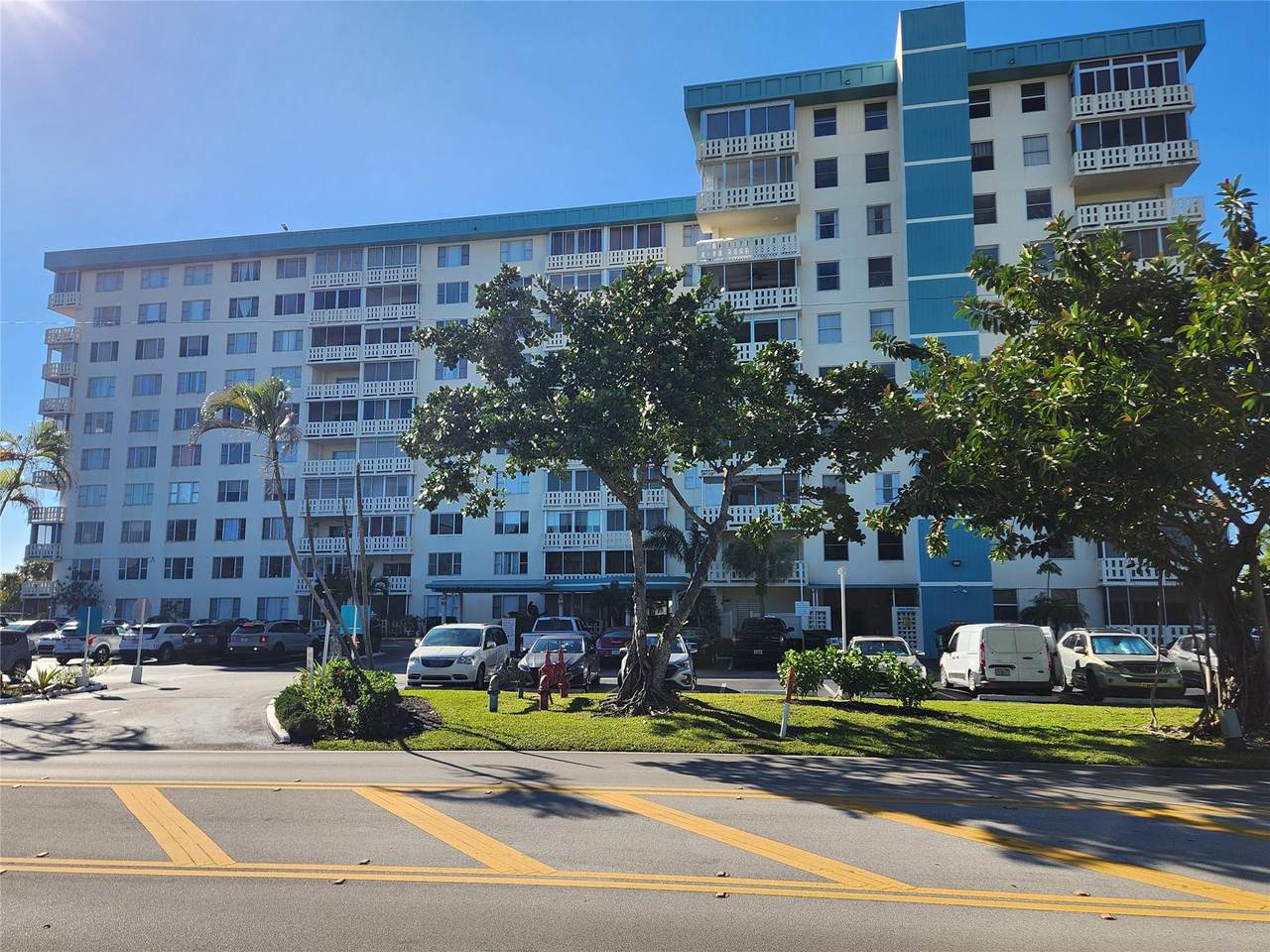 4330 Hillcrest Drive - Photo 1