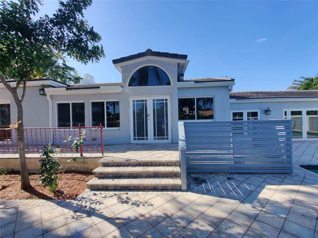 733 18th Avenue - Photo 1