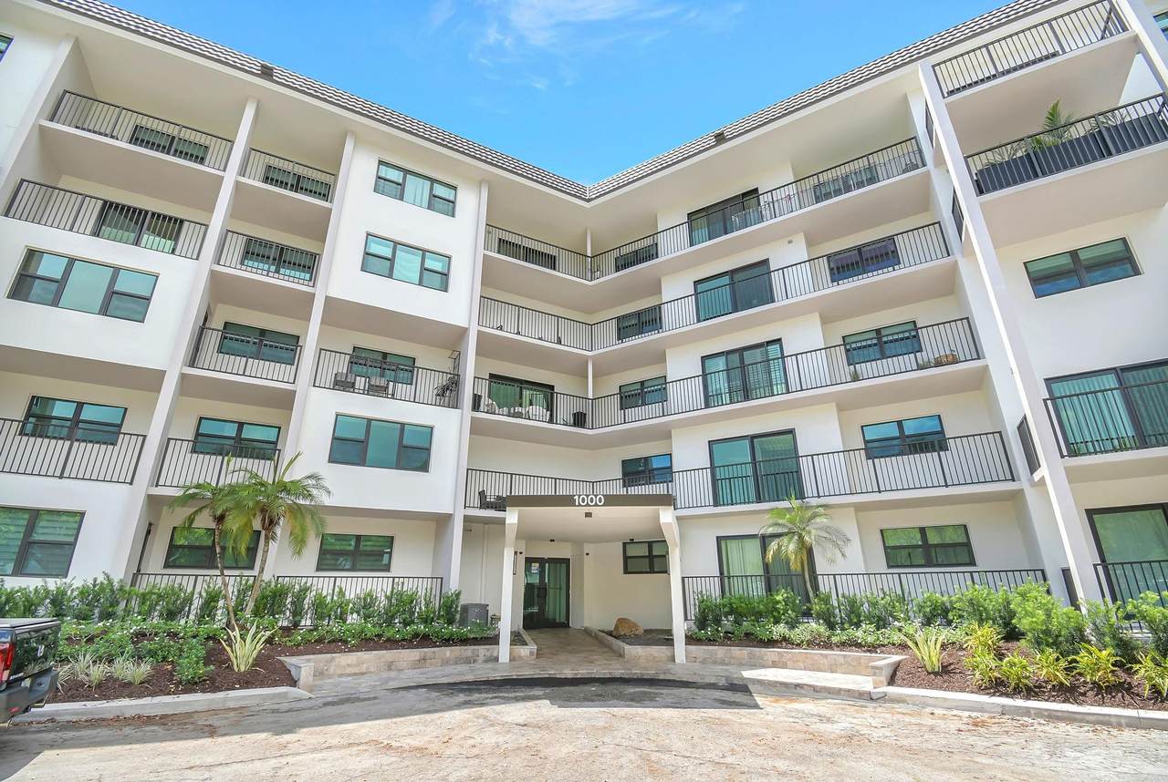 1000 River Reach Drive - Photo 1