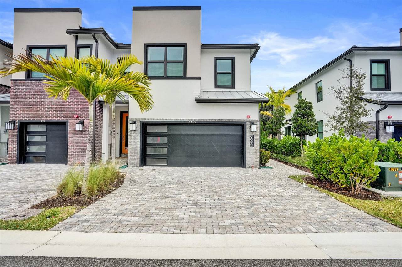 8355 7th Place - Photo 1