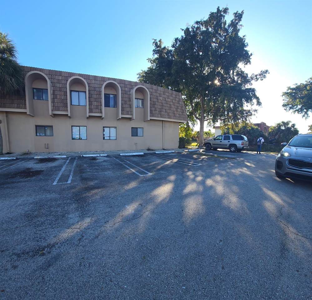 10930 Royal Palm Boulevard - Photo 1