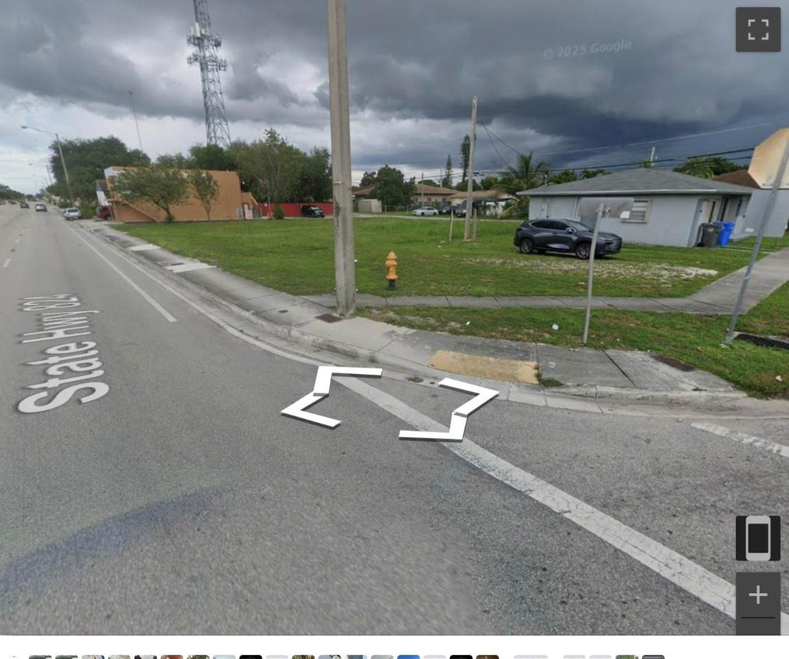 4444,4430 Address Not Published - Photo 1