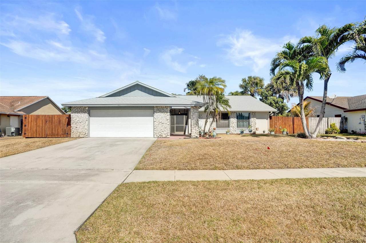 141 Roycourt Circle - Photo 1