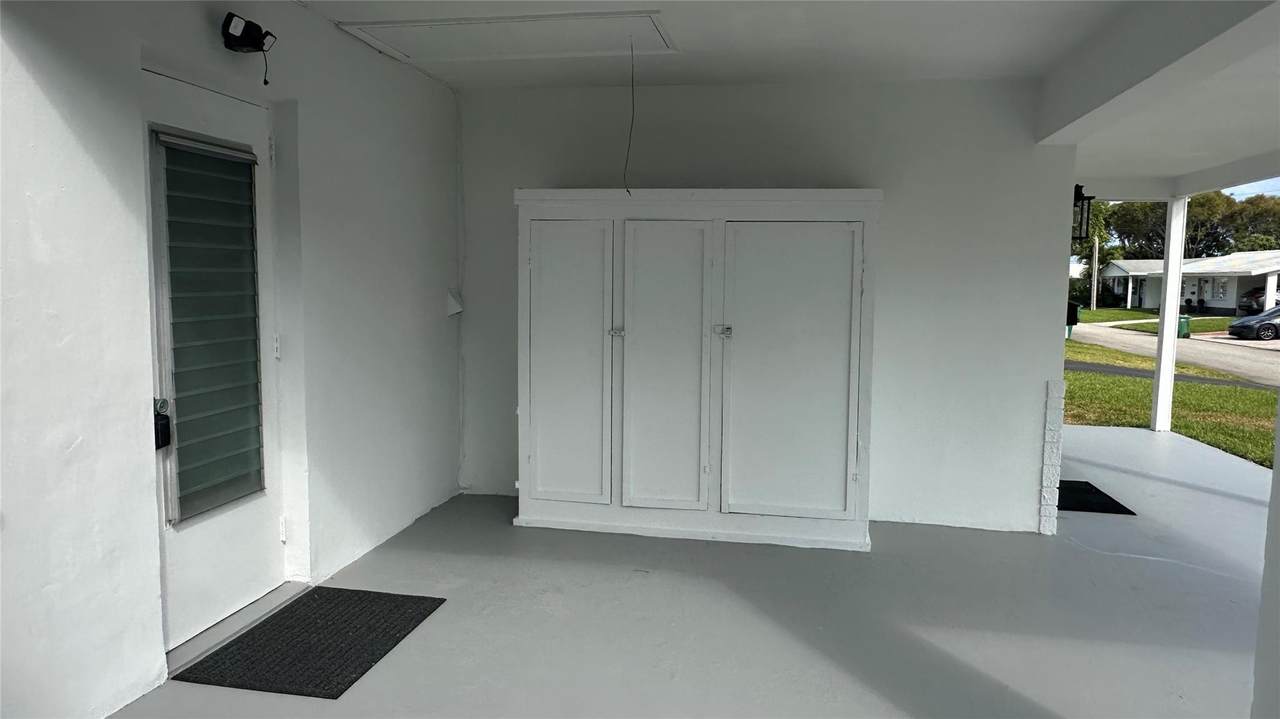https://bt-photos.global.ssl.fastly.net/beaches/1280_boomver_1_F10551463-2.jpg