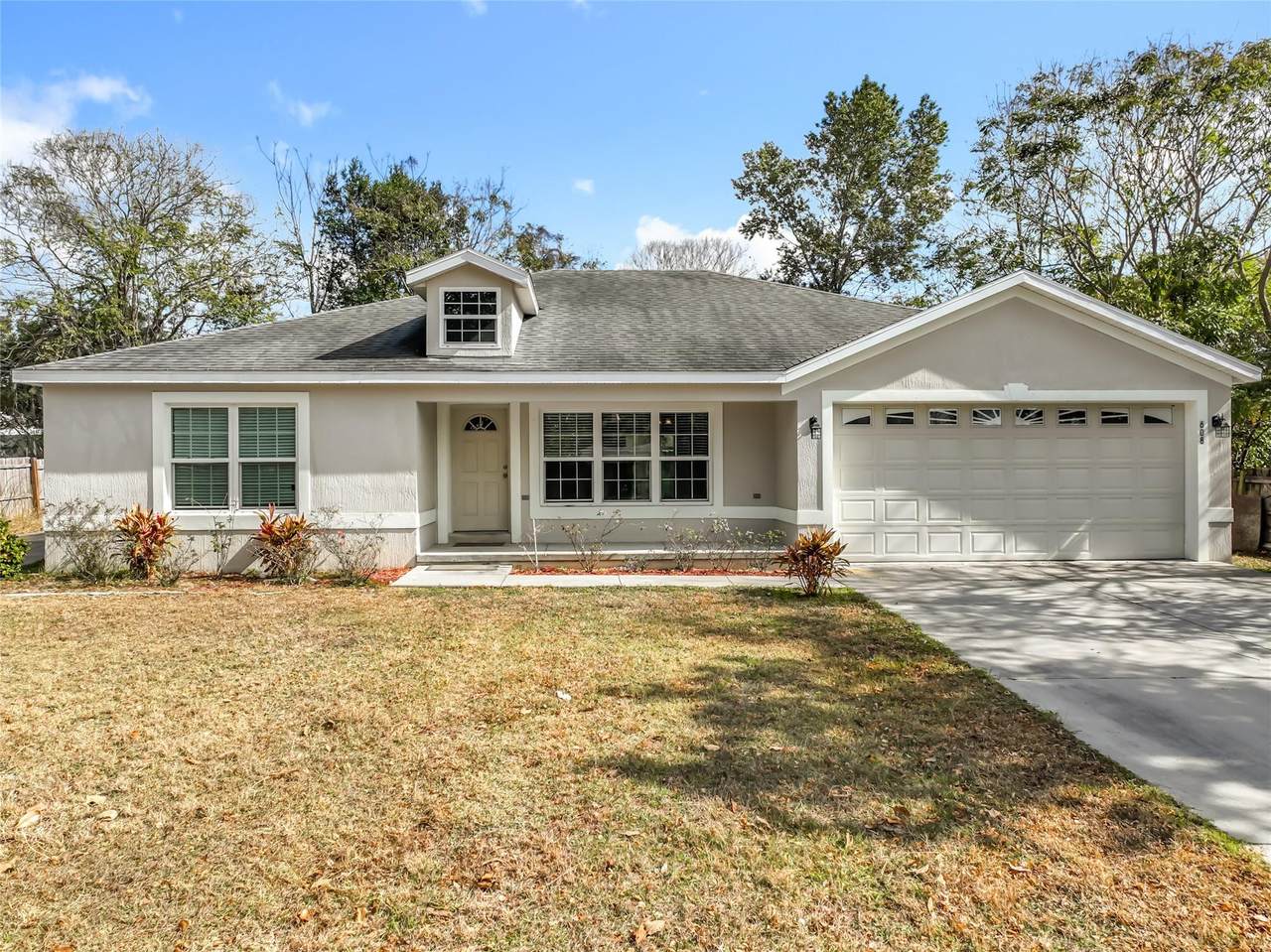 608 Masters Avenue - Photo 1