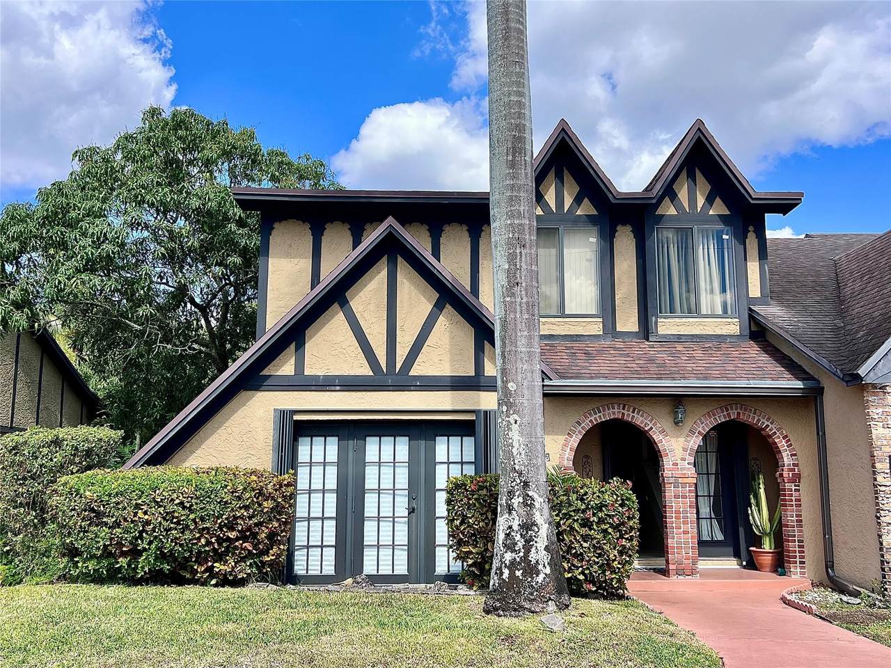 8963 44th Court - Photo 1