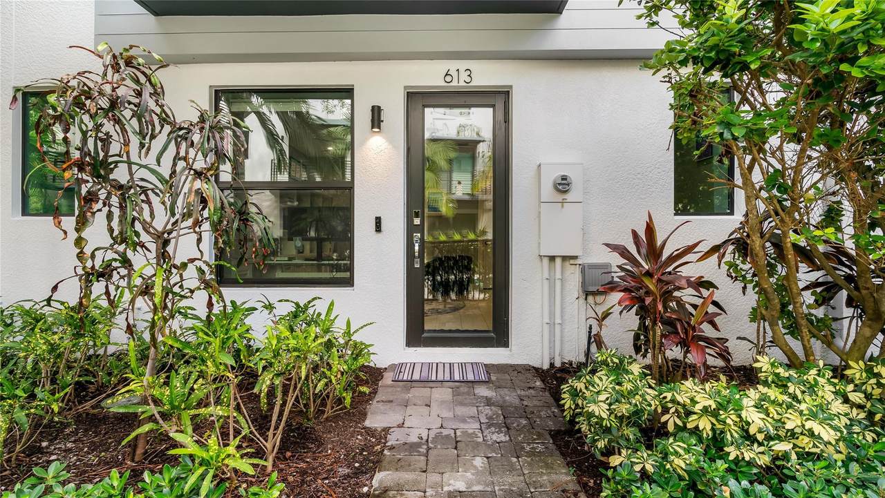 613 22nd Drive - Photo 1